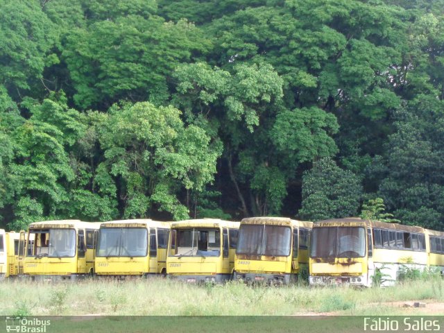 Viação Itapemirim 24039 na cidade de Cachoeiro de Itapemirim, Espírito Santo, Brasil, por Fábio Sales. ID da foto: 4690819.