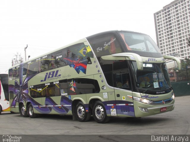 JBL Turismo 6000 na cidade de Santiago, Santiago, Metropolitana de Santiago, Chile, por Araya Daniel . ID da foto: 4689964.