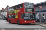 Arriva DLP109 na cidade de Waltham Cross, Hertfordshire, Inglaterra, por Donald Hudson. ID da foto: :id.