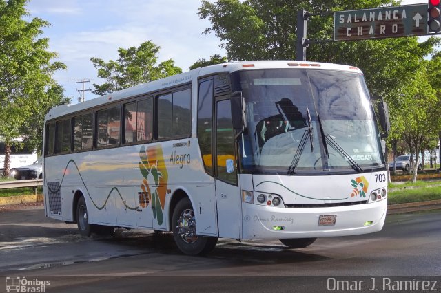 Alegra 703 na cidade de Morelia, Michoacán, México, por Omar Ramírez Thor2102. Número da foto: #4649590.