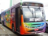 Ônibus Particulares Just Dance 2017 na cidade de São Paulo, São Paulo, Brasil, por Caio  Takeda. ID da foto: :id.