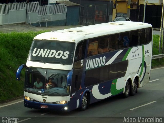 Viagens Unidos 6000 na cidade de Belo Horizonte, Minas Gerais, Brasil, por Adão Raimundo Marcelino. ID da foto: 4697931.