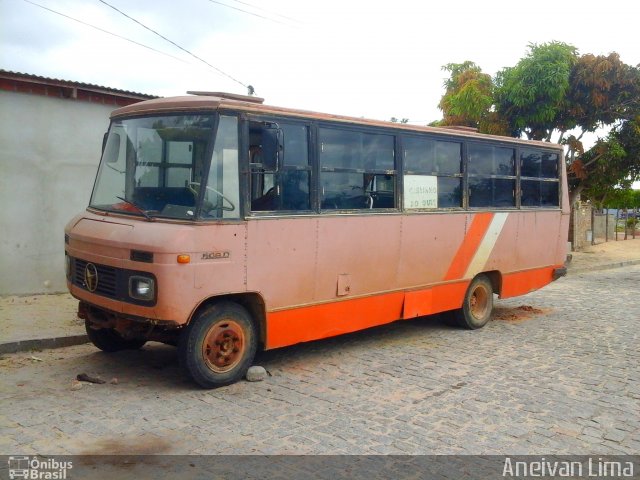 Ônibus Particulares SN na cidade de Nordestina, Bahia, Brasil, por Aneivan Lima. ID da foto: 4696941.