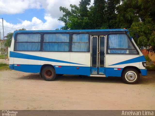 Ônibus Particulares M0.01 na cidade de Nordestina, Bahia, Brasil, por Aneivan Lima. Número da foto: #4697062.