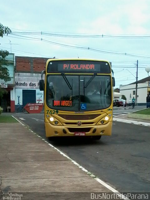 Viação Garcia 7429 na cidade de Rolândia, Paraná, Brasil, por Josino Vieira. Número da foto: #4699344.