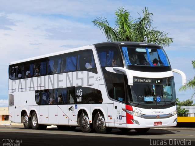 Auto Viação Catarinense 3526 na cidade de Londrina, Paraná, Brasil, por Lucas Oliveira . Número da foto: #4701112.