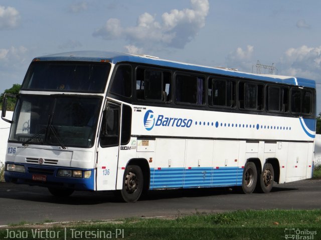Empresa Barroso 136 na cidade de Teresina, Piauí, Brasil, por João Victor. Número da foto: #4705464.