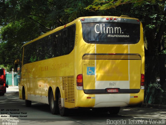 Viação Itapemirim 8621 na cidade de São Paulo, São Paulo, Brasil, por Rogério Teixeira Varadi. ID da foto: 4706646.