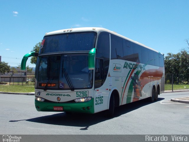 Empresa de Transportes Andorinha 5296 na cidade de Brasília, Distrito Federal, Brasil, por Ricardo Vieira. ID da foto: 4706283.