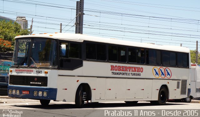 Robertinho Transporte e Turismo 1041 na cidade de São Paulo, São Paulo, Brasil, por Cristiano Soares da Silva. ID da foto: 4707462.