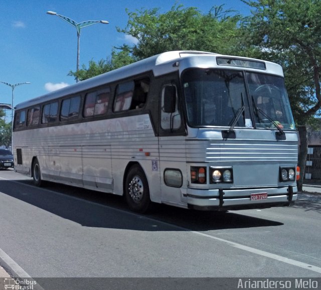 Antonele Turismo  7244 na cidade de Fortaleza, Ceará, Brasil, por Arianderso Melo. ID da foto: 4710140.