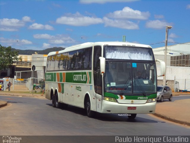 Empresa Gontijo de Transportes 21040 na cidade de Montes Claros, Minas Gerais, Brasil, por Paulo Henrique Claudino. ID da foto: 4714762.