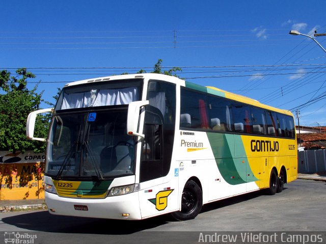 Empresa Gontijo de Transportes 12235 na cidade de Pirapora, Minas Gerais, Brasil, por Andrew Campos. ID da foto: 4715429.