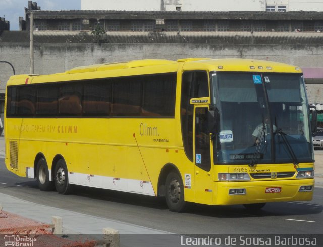 Viação Itapemirim 44085 na cidade de Rio de Janeiro, Rio de Janeiro, Brasil, por Leandro de Sousa Barbosa. ID da foto: 4716634.