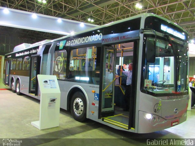 BYD - Build Your Dreams  na cidade de Rio de Janeiro, Rio de Janeiro, Brasil, por Gabriel Almeida. Número da foto: #4651451.