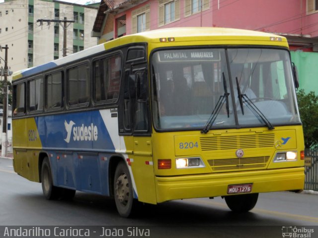 Viação Sudeste 8204 na cidade de Marataízes, Espírito Santo, Brasil, por João Silva. ID da foto: 4722978.