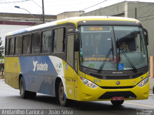 Viação Sudeste 8174 na cidade de Marataízes, Espírito Santo, Brasil, por João Silva. ID da foto: 4722990.