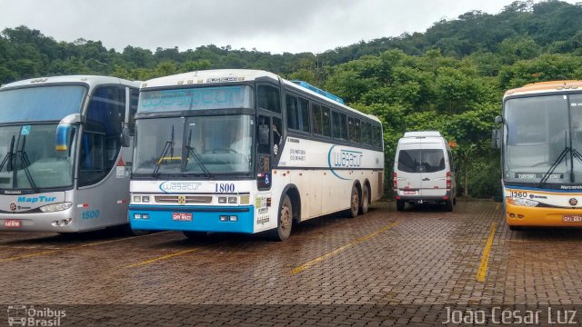 Wagatur Turismo e Fretamento 1800 na cidade de Brumadinho, Minas Gerais, Brasil, por João César Luz. Número da foto: #4658296.