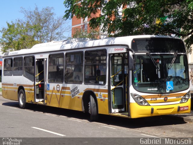 Companhia Carris Porto-Alegrense 0726 na cidade de Porto Alegre, Rio Grande do Sul, Brasil, por Gabriel  Morosoli. Número da foto: #4659488.