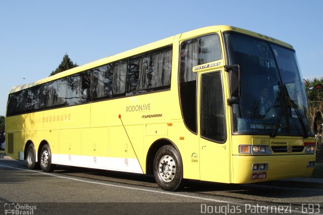 Viação Itapemirim 6815 na cidade de Curitiba, Paraná, Brasil, por Douglas Paternezi. Número da foto: #4658996.