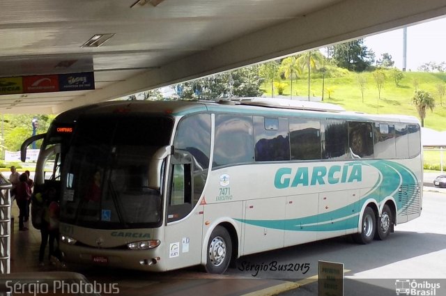 Viação Garcia 7471 na cidade de Pardinho, São Paulo, Brasil, por Sérgio de Sousa Elias. Número da foto: #4660466.