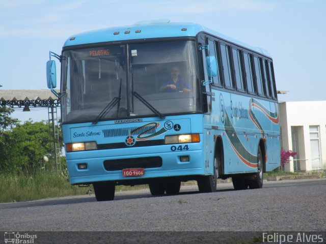 Empresa de Transportes Santa Silvana 044 na cidade de Pelotas, Rio Grande do Sul, Brasil, por Felipe Alves. ID da foto: 4660635.