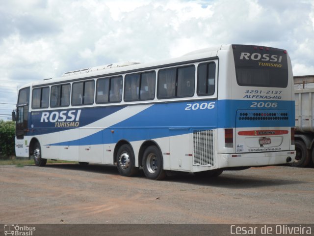 Rossi Turismo 2006 na cidade de Trindade, Goiás, Brasil, por César de Oliveira. Número da foto: #4662243.