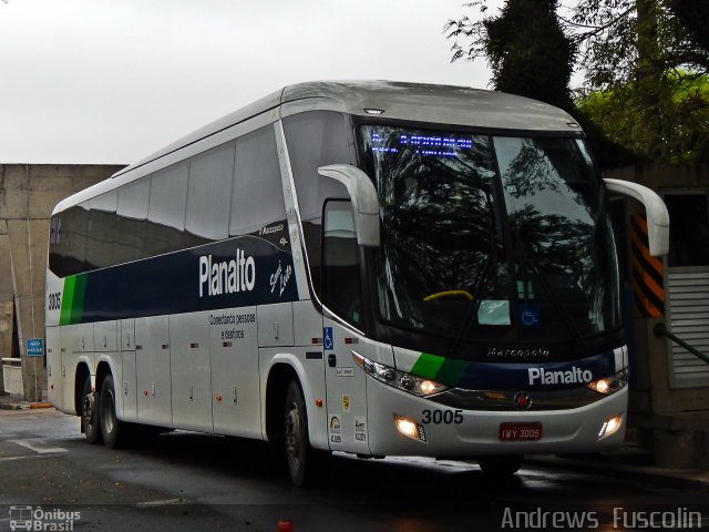 Planalto Transportes 3005 na cidade de Curitiba, Paraná, Brasil, por Andrews  Fuscolin. Número da foto: #4661284.