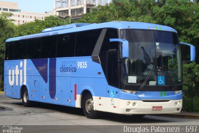 UTIL - União Transporte Interestadual de Luxo 9835 na cidade de São Paulo, São Paulo, Brasil, por Douglas Paternezi. Número da foto: #4661086.