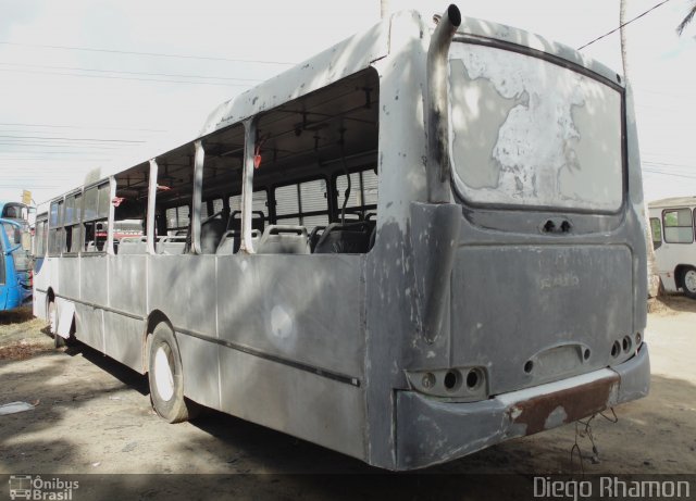 Ônibus Particulares 8308 na cidade de Abreu e Lima, Pernambuco, Brasil, por Diego Rhamon Reis da Silva. Número da foto: #4664086.