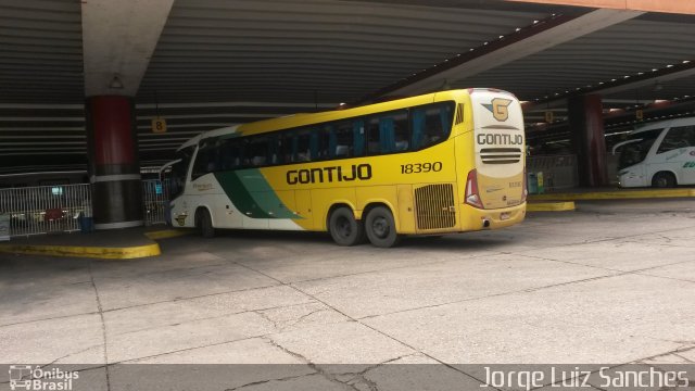Empresa Gontijo de Transportes 18390 na cidade de Cuiabá, Mato Grosso, Brasil, por Jorge Luiz Sanches. Número da foto: #3962296.