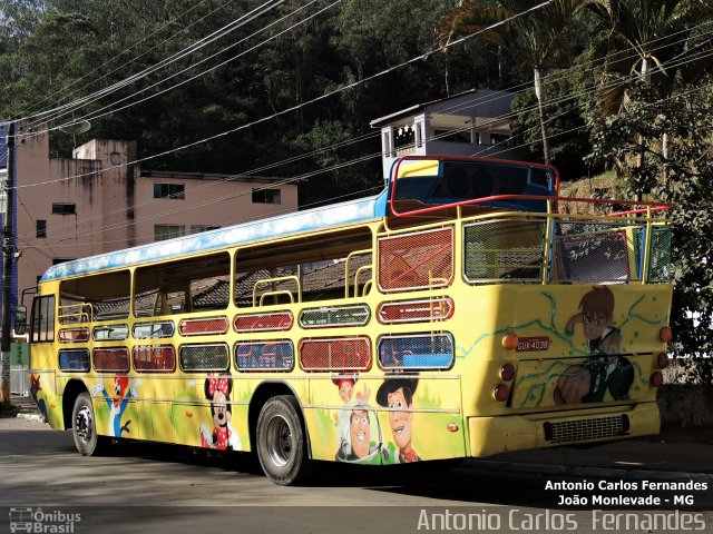 Ônibus Particulares 4038 na cidade de João Monlevade, Minas Gerais, Brasil, por Antonio Carlos Fernandes. ID da foto: 3963567.