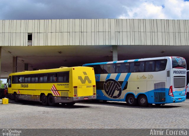 Viação Itapemirim 30029 na cidade de Caruaru, Pernambuco, Brasil, por Almir Correia. Número da foto: #3984729.