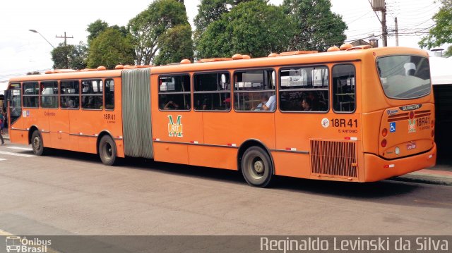 Auto Viação Santo Antônio 18R41 na cidade de Curitiba, Paraná, Brasil, por Reginaldo Levinski da Silva. Número da foto: #3983466.