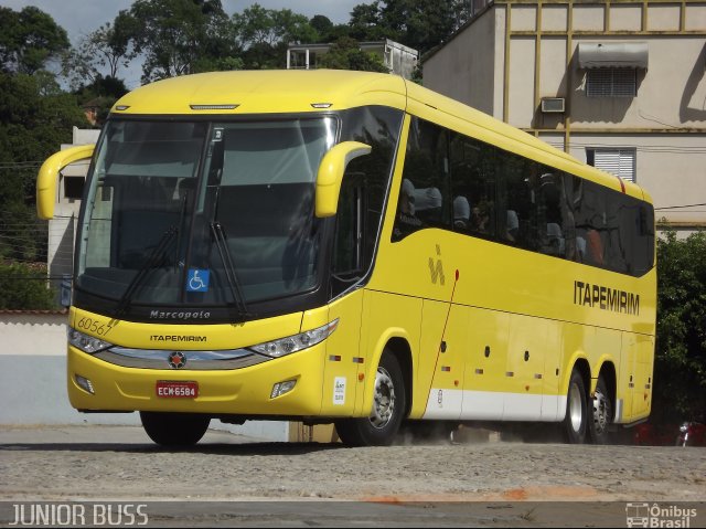 Viação Itapemirim 60567 na cidade de Teófilo Otoni, Minas Gerais, Brasil, por JUNIOR JUNIOR. ID da foto: 3983751.