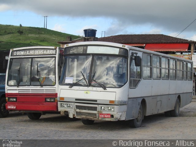 Ônibus Particulares 8243 na cidade de Porto Calvo, Alagoas, Brasil, por Rodrigo Fonseca. ID da foto: 3983891.