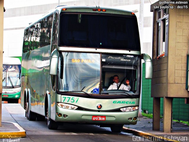 Viação Garcia 7757 na cidade de São Paulo, São Paulo, Brasil, por Guilherme Estevan. Número da foto: #3984890.