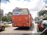 VCG - Viação Campos Gerais 1305 na cidade de Ponta Grossa, Paraná, Brasil, por André Luiz Rodrigues de Souza. Número da foto: #3988903.
