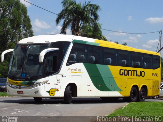 Empresa Gontijo de Transportes 18615 na cidade de Goiânia, Goiás, Brasil, por Fabrício  Francisco Pires. ID da foto: 3993656.