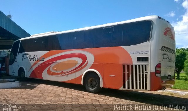 Viação Platina 8200 na cidade de Caçu, Goiás, Brasil, por Patrick  Roberto de Matos. Número da foto: #3991730.