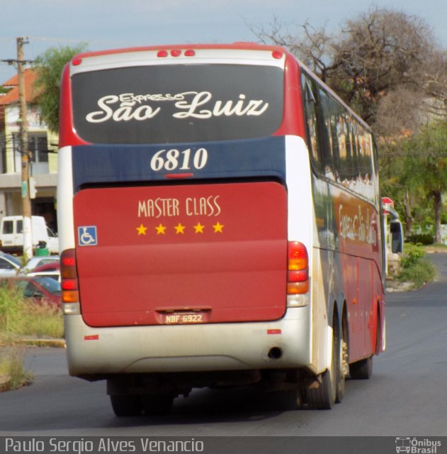 Expresso São Luiz 6810 na cidade de Cuiabá, Mato Grosso, Brasil, por Paulo Sergio Alves Venancio. ID da foto: 3994905.