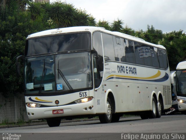 Viação Ouro e Prata 513 na cidade de Curitiba, Paraná, Brasil, por Felipe Aquino da Silva. Número da foto: #3995151.