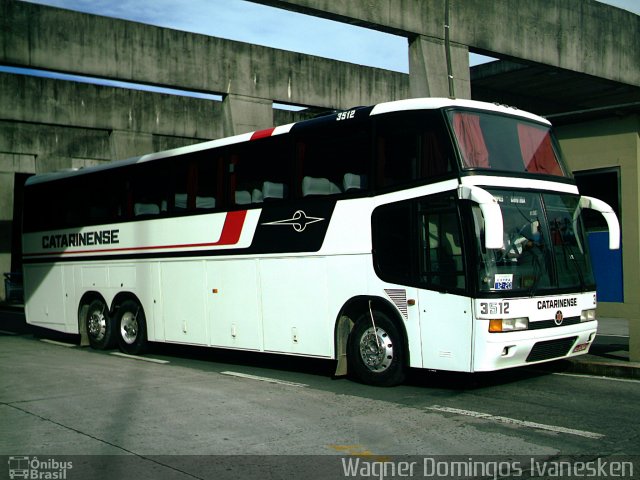 Auto Viação Catarinense 3512 na cidade de Curitiba, Paraná, Brasil, por Wagner Domingos Ivanesken. ID da foto: 3994400.