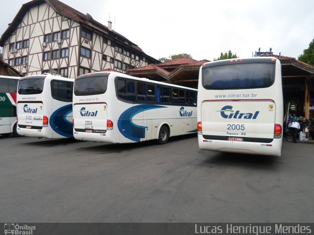 Citral Transporte e Turismo 2005 na cidade de Gramado, Rio Grande do Sul, Brasil, por Lucas Henrique Mendes. Número da foto: #4000042.