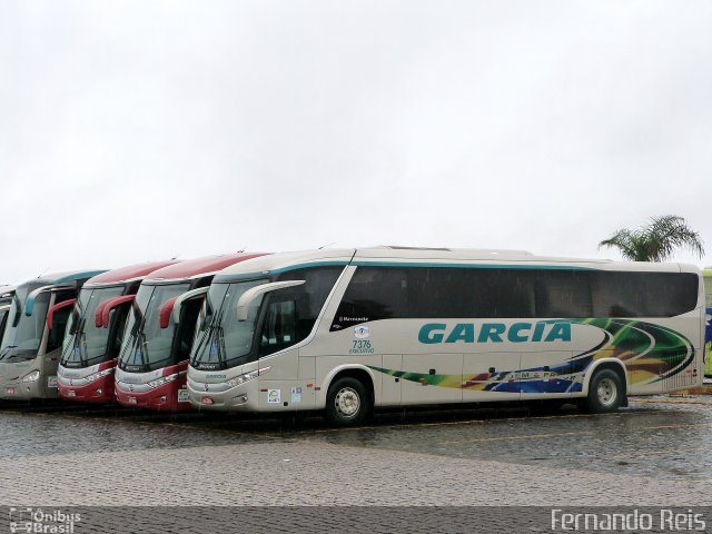 Viação Garcia 7376 na cidade de Londrina, Paraná, Brasil, por Fernando Reis. Número da foto: #4001630.