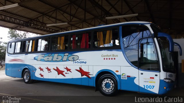 F.V.T. - Fábio Viagens e Turismo 1007 na cidade de Guaxupé, Minas Gerais, Brasil, por Leonardo Carola. Número da foto: #4002623.