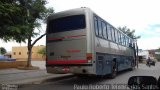 Ônibus Particulares 00 na cidade de Montalvânia, Minas Gerais, Brasil, por Paulo Roberto Teixeira dos Santos. Número da foto: #4005758.