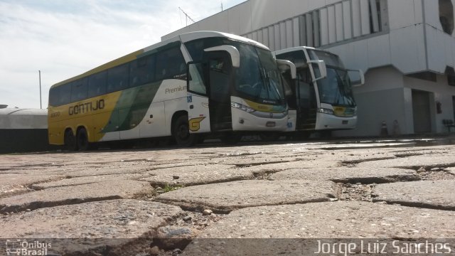 Empresa Gontijo de Transportes 18100 na cidade de Cuiabá, Mato Grosso, Brasil, por Jorge Luiz Sanches. Número da foto: #3965006.