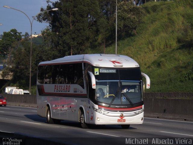 Pássaro Prata Transportadora Turística 5577 na cidade de Barueri, São Paulo, Brasil, por Michael  Alberto Vieira. Número da foto: #4009123.