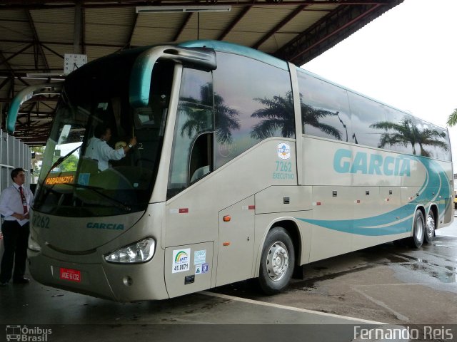 Viação Garcia 7262 na cidade de Londrina, Paraná, Brasil, por Fernando Reis. Número da foto: #4009969.